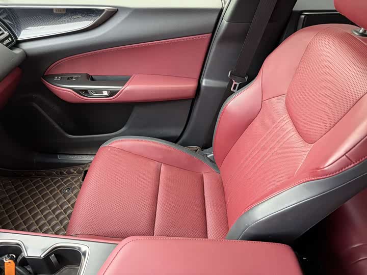 Lexus NX, 2023 — фото 7 из 9
