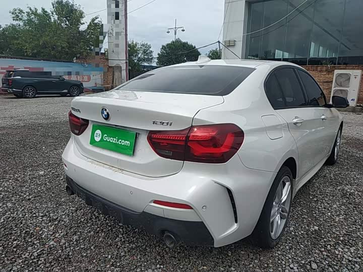 BMW 1 Series, 2023 — фото 7 из 9