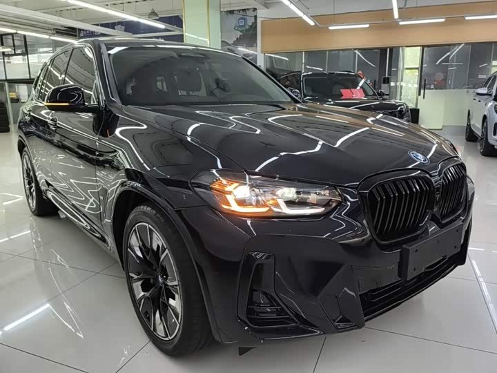 BMW iX3, 2024 — фото 4 из 9