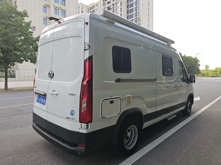 Maxus V90 RV, 2022 — фото 6 из 9