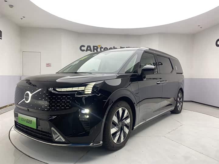 Volvo EM90, 2026 — купить в Ульяновске под ключ