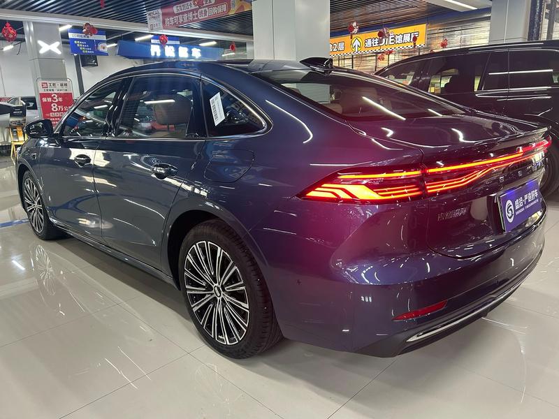 Geely Galaxy A7, 2025 — фото 4 из 12