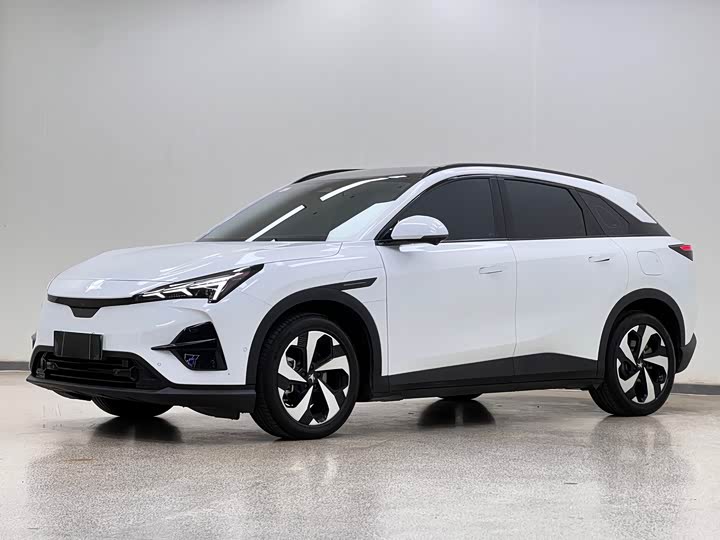 BAIC Arcfox Alpha T5, 2025 — купить в Саратове под ключ