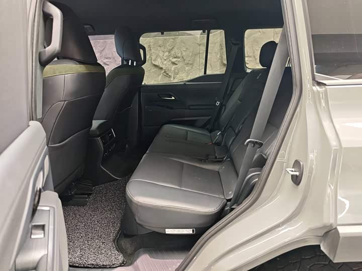 Lexus GX, 2024 — фото 9 из 9