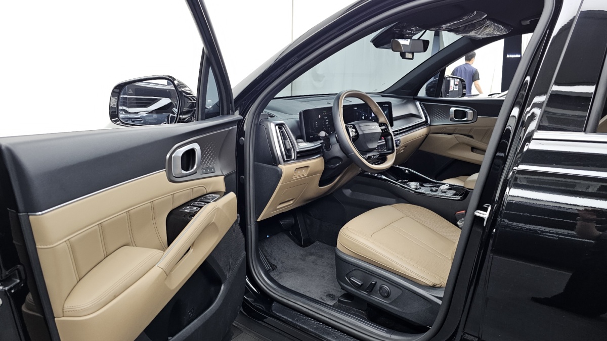 Kia Sorento, 2025 — фото 10 из 12