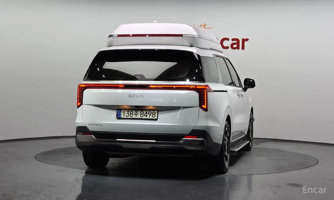 Kia Carnival, 2023 — фото 4 из 12