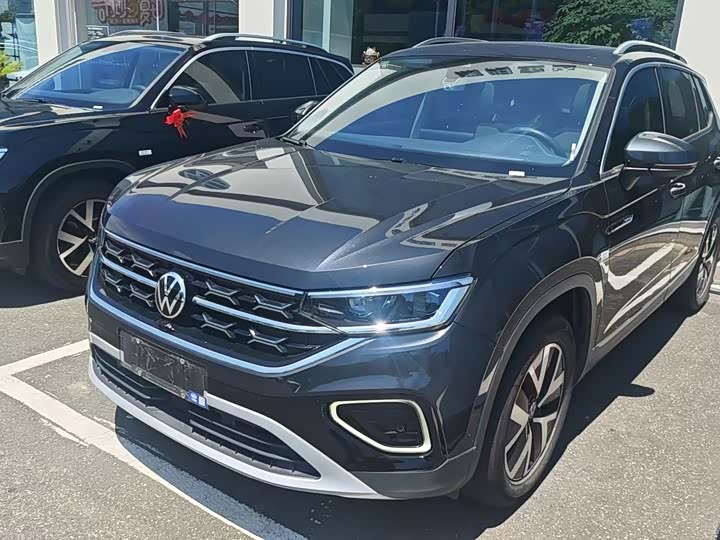 Volkswagen Tayron, 2022 — купить в Москве под ключ