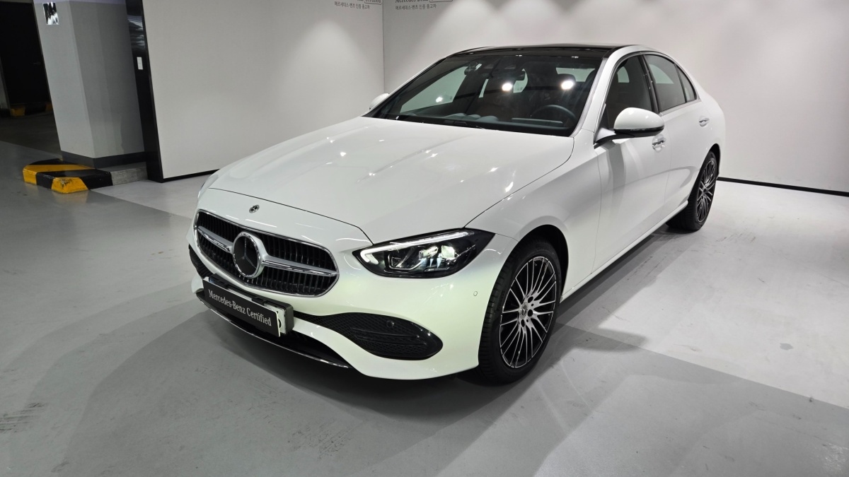 Mercedes-Benz E-Class, 2026 — фото 8 из 12