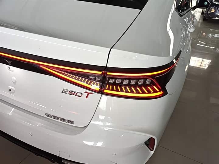 Chery Arrizo 8, 2022 — фото 8 из 9