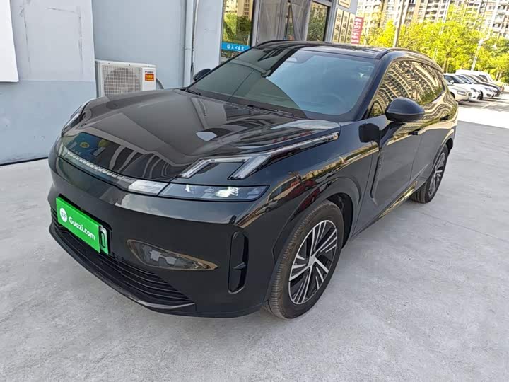Lynk & Co 08 EM-P Hybrid, 2024 — фото 2 из 9