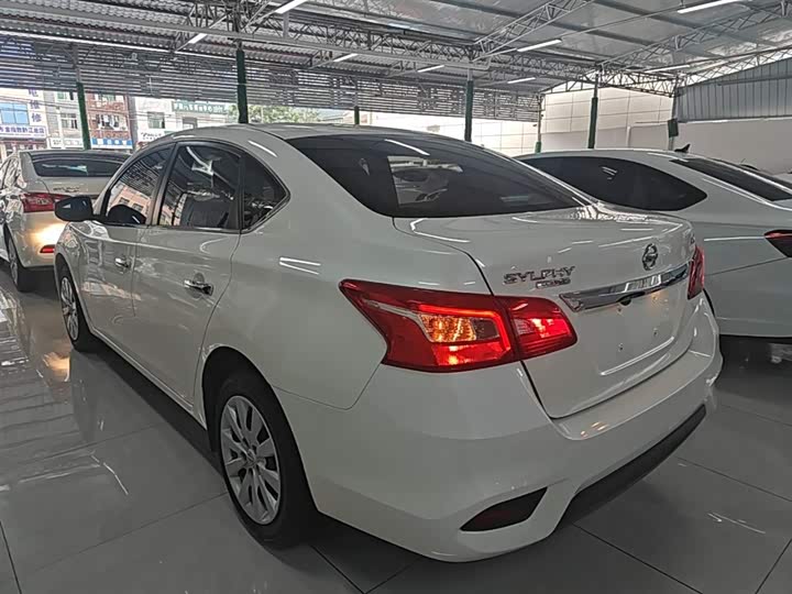Nissan Sylphy, 2023 — фото 5 из 9