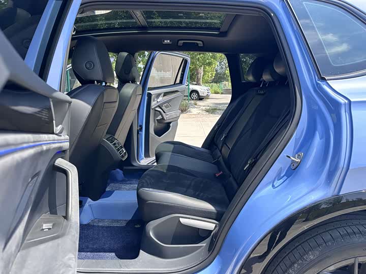 Volkswagen Tiguan L Pro, 2024 — фото 6 из 9