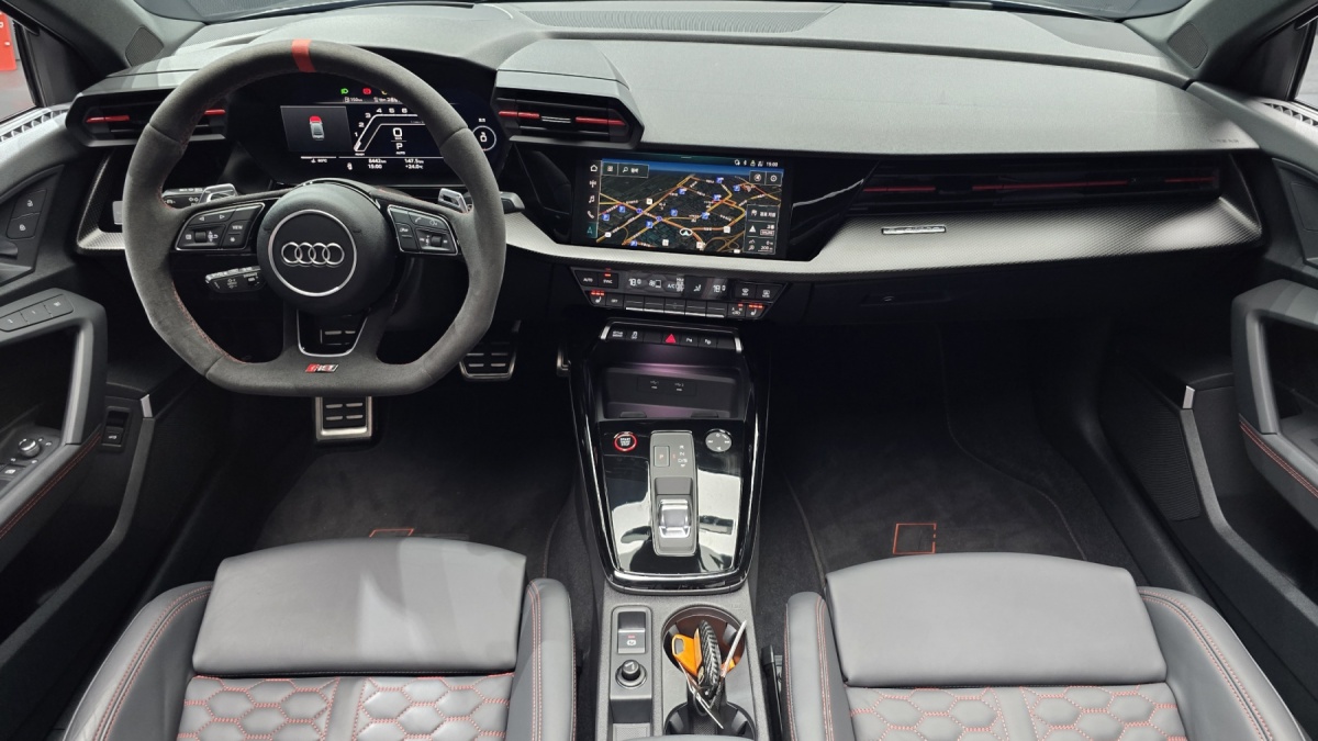 Audi RS 3, 2023 — фото 7 из 12