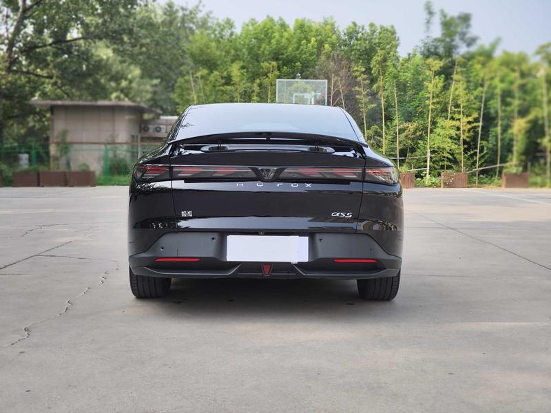 BAIC Arcfox Alpha S5, 2025 — фото 5 из 10