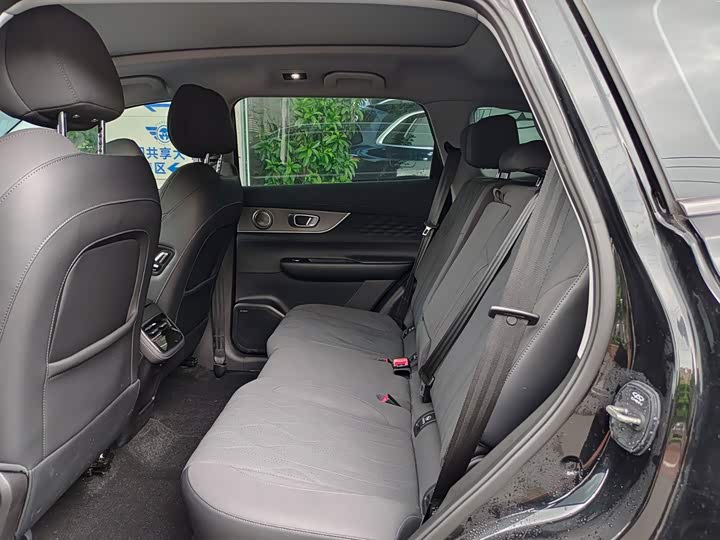 Chery Tiggo 8 Plus, 2025 — фото 8 из 9