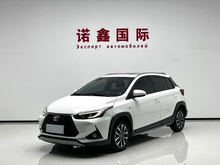 Toyota Yaris L Hatchback, 2022 — купить в Санкт-Петербурге под ключ
