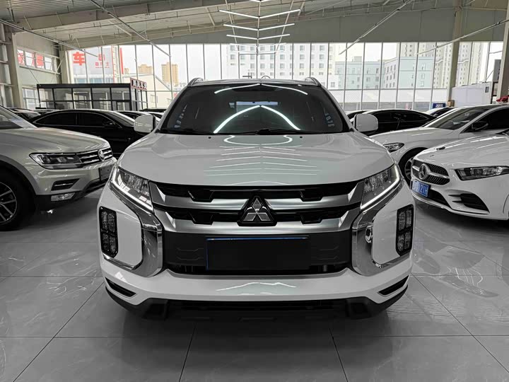 Mitsubishi ASX, 2023 — фото 2 из 9