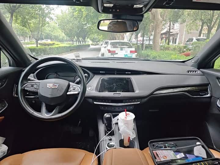 Cadillac XT4, 2023 — фото 5 из 9