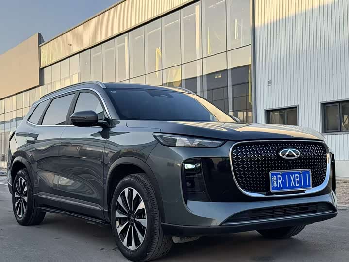 Chery Tiggo 8 Plus, 2024 — фото 3 из 9