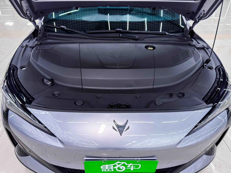 BAIC Arcfox Alpha S5, 2025 — фото 6 из 12