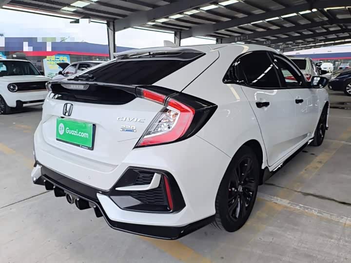 Honda Civic, 2022 — фото 7 из 9