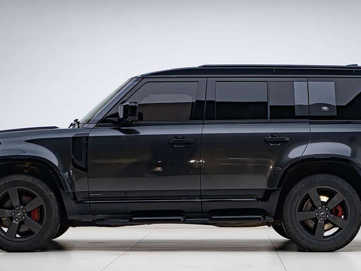 Land Rover Defender, 2023 — фото 6 из 9