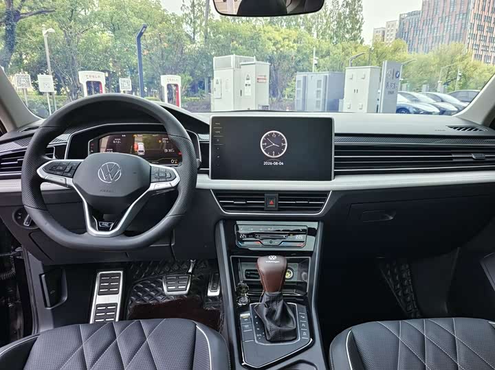 Volkswagen Tiguan L Pro, 2023 — фото 7 из 9