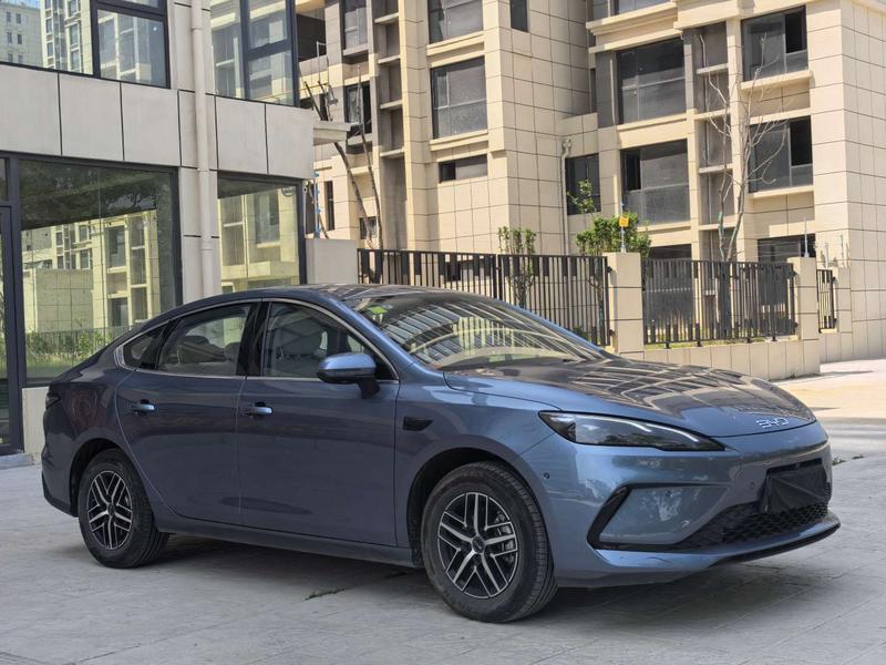 BYD Seal 05 DM-i Hybrid, 2024 — фото 3 из 11