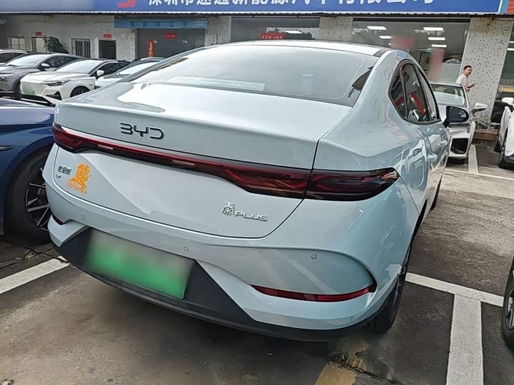 BYD Qin Plus, 2025 — фото 7 из 9