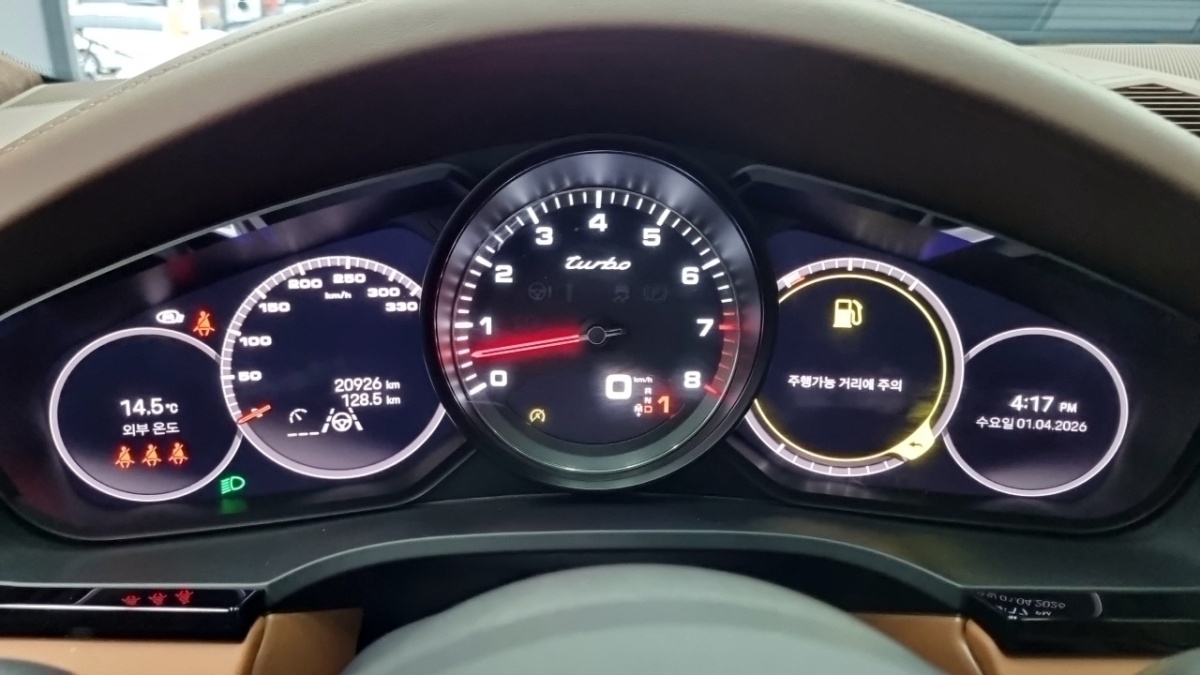 Porsche Cayenne, 2023 — фото 7 из 12