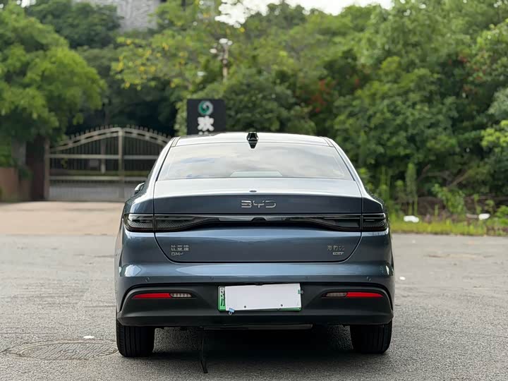 BYD Seal 05 DM-i Hybrid, 2025 — фото 5 из 9