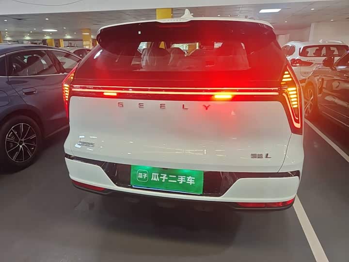 Geely Atlas L, 2025 — фото 6 из 9