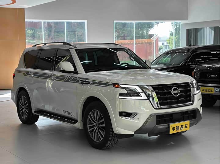 Nissan Armada, 2023 — фото 3 из 9