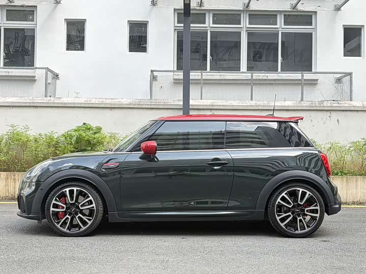 Mini Mini JCW, 2022 — фото 3 из 9
