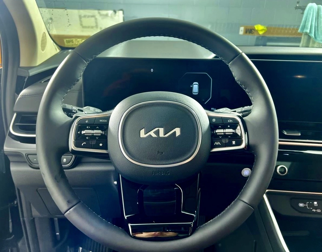 Kia Carnival, 2026 — фото 8 из 12