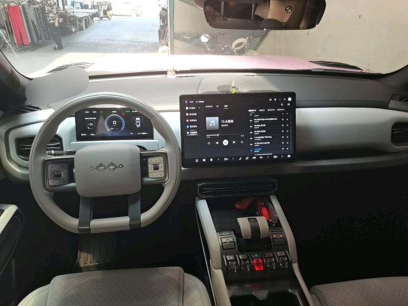 BYD FangChengBao Titanium 3 (Tai 3), 2025 — фото 10 из 12