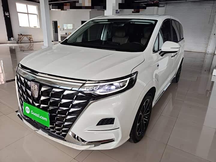 Roewe iMax 8, 2023 — купить в Самаре под ключ