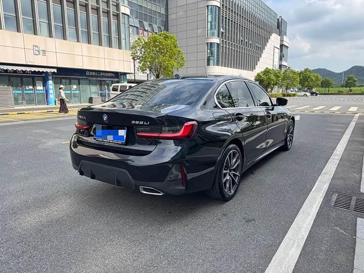 BMW 3 Series, 2023 — фото 6 из 9