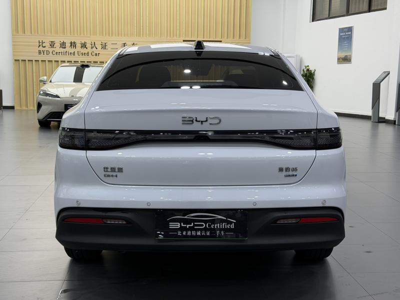 BYD Seal 05 DM-i Hybrid, 2024 — фото 5 из 10