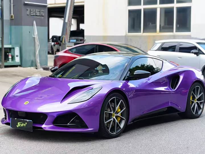 Lotus Emira, 2023 — купить в Туле под ключ