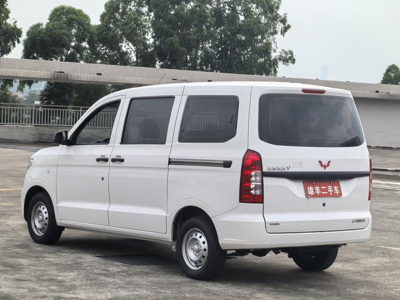 Wuling Hongguang V, 2026 — фото 4 из 12