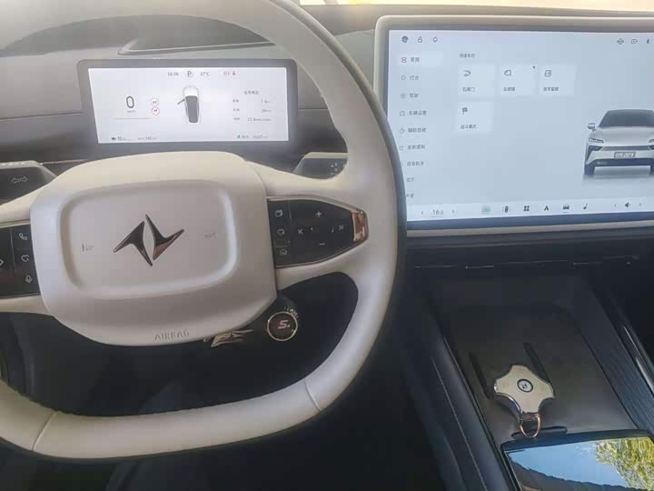 Dongfeng Yipai eπ 007, 2024 — фото 5 из 9