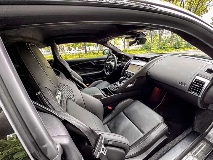 Jaguar F-Type, 2023 — фото 9 из 9