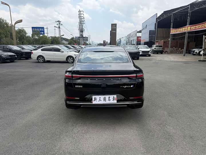 Geely Preface L, 2025 — фото 7 из 9