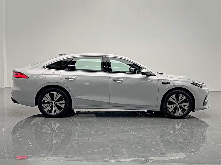 Geely Galaxy A7, 2026 — фото 7 из 9
