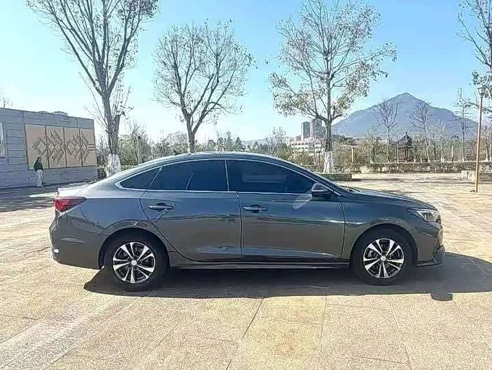 Changan Eado Plus, 2023 — фото 5 из 9