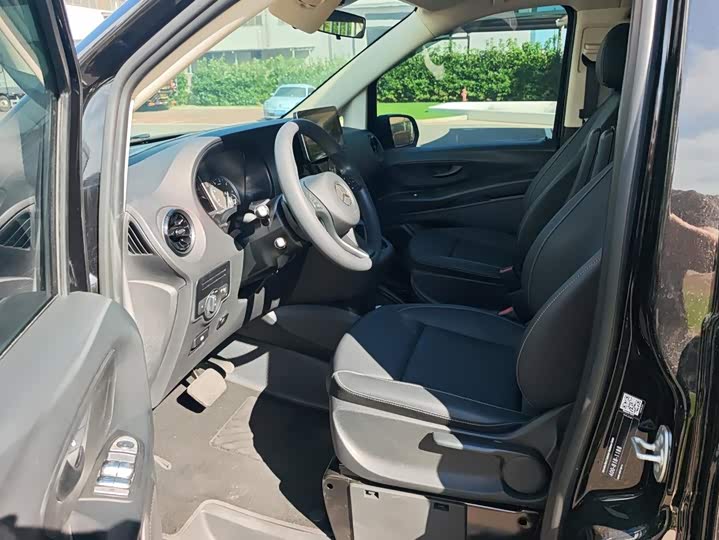 Mercedes-Benz Vito, 2024 — фото 9 из 9
