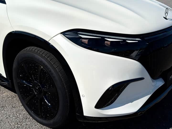 Mercedes-Benz Maybach EQS SUV, 2025 — фото 4 из 9