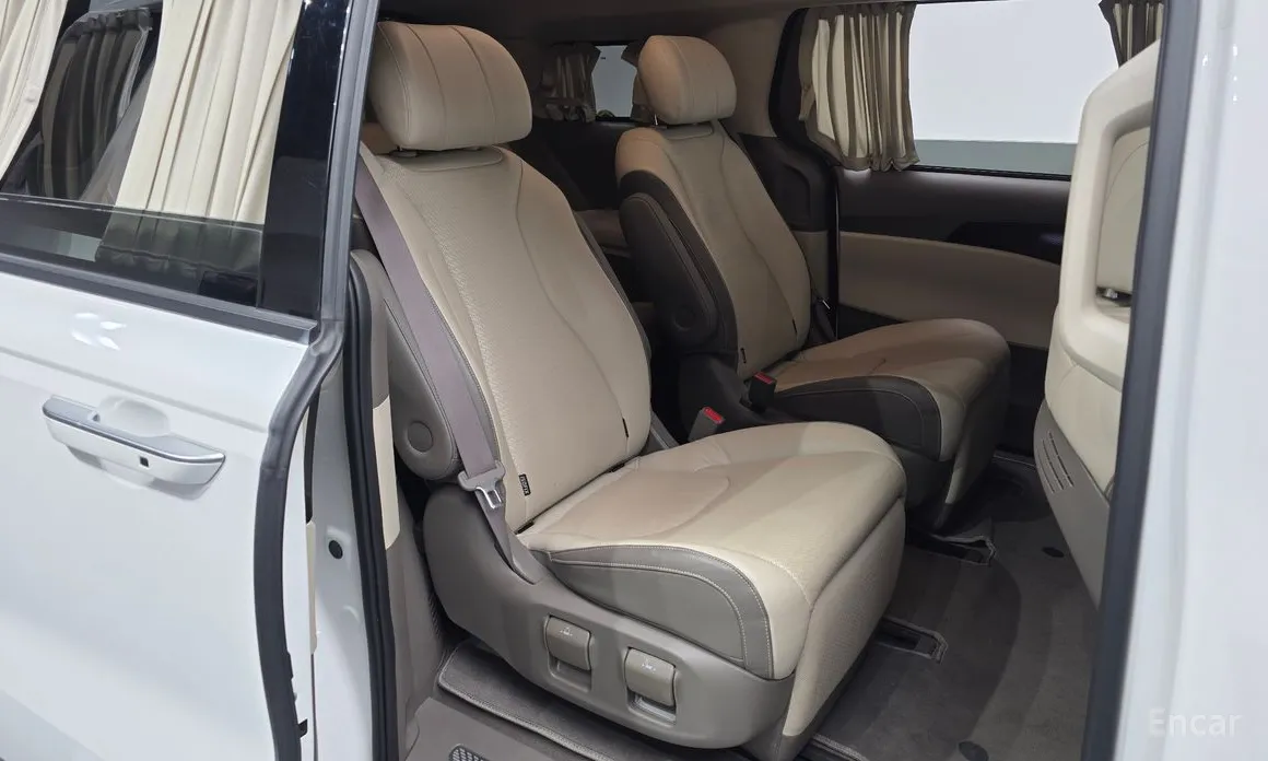 Kia Carnival, 2022 — фото 12 из 12