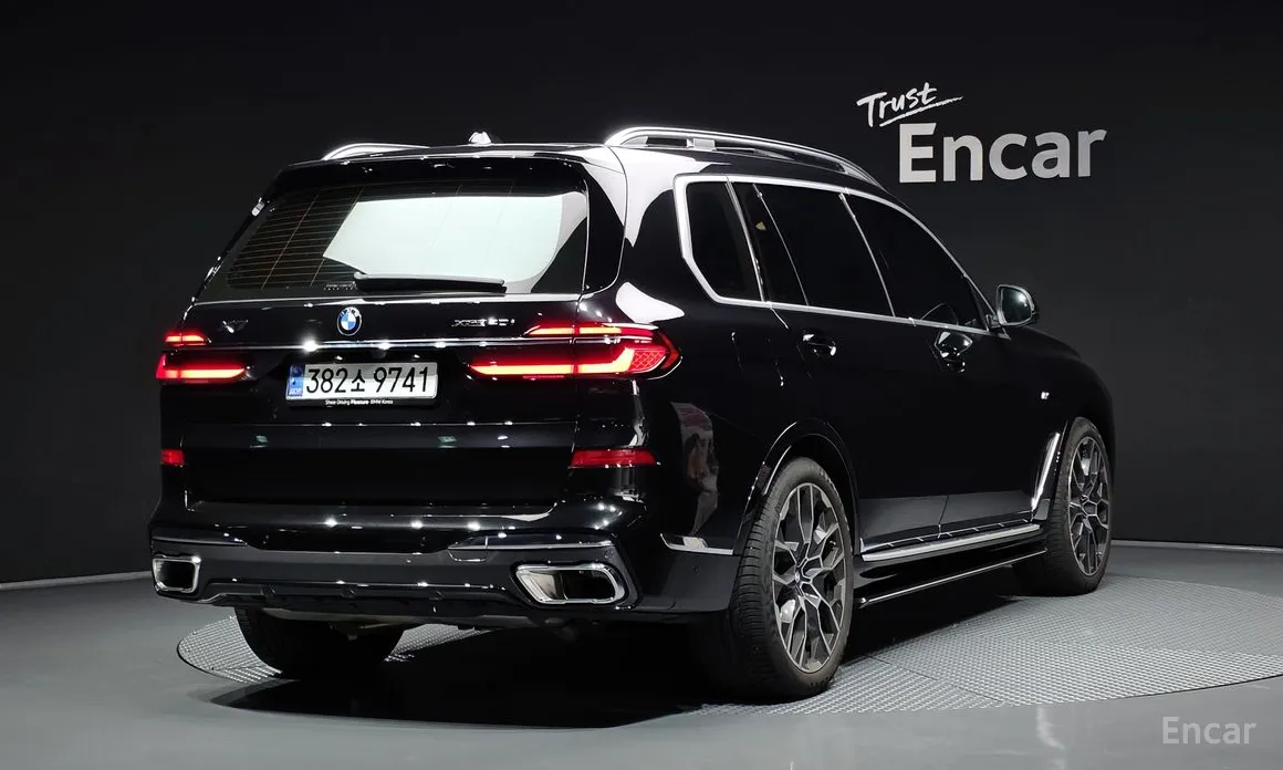 BMW X7, 2023 — фото 2 из 12